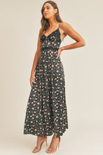 Load image into Gallery viewer, Floral Print Maxi Dress With Lace Detail
